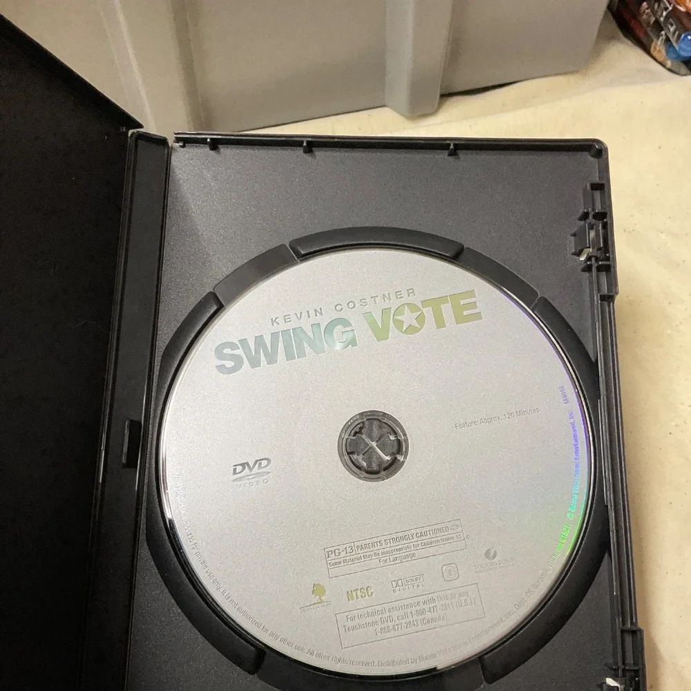 DVD -SWING Vote. V108